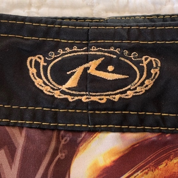 RUSTY Whiskey Bourbon Glasses Boardshorts 30 - Picture 3 of 8